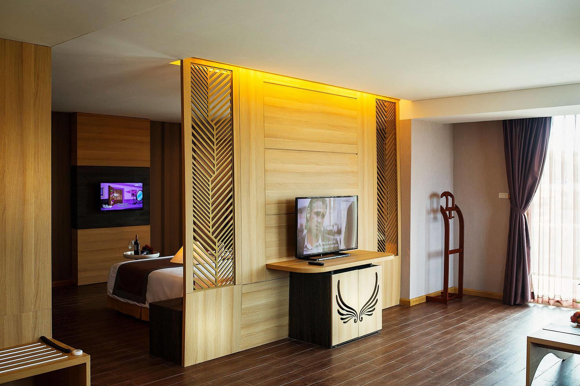 Muong Thanh Holiday Muine Hotel Mũi Né Exterior foto